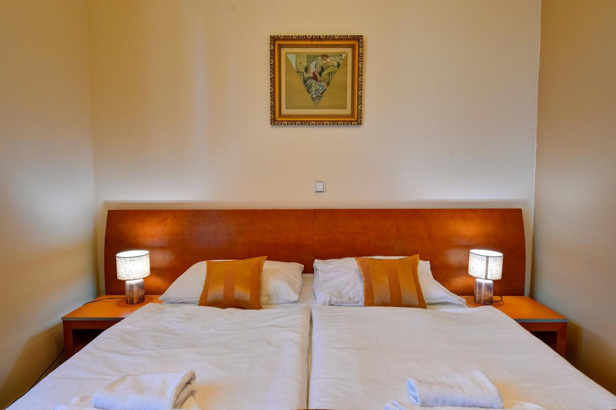 Hotel Zámek Křtiny Esterno foto